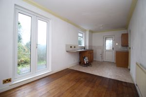 Kitchen/Diner- click for photo gallery